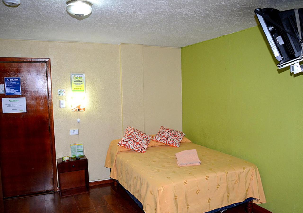 Hostal Terra 2 - El Condado Quito Eksteriør bilde