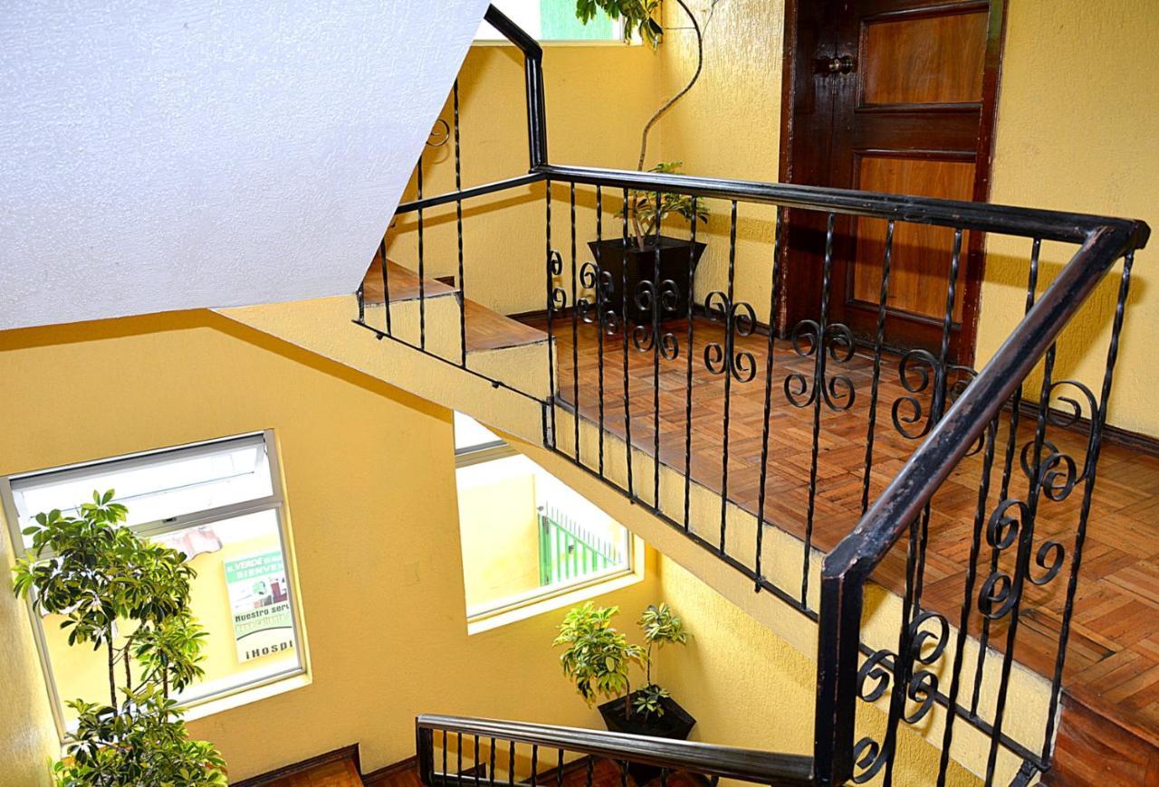 Hostal Terra 2 - El Condado Quito Eksteriør bilde