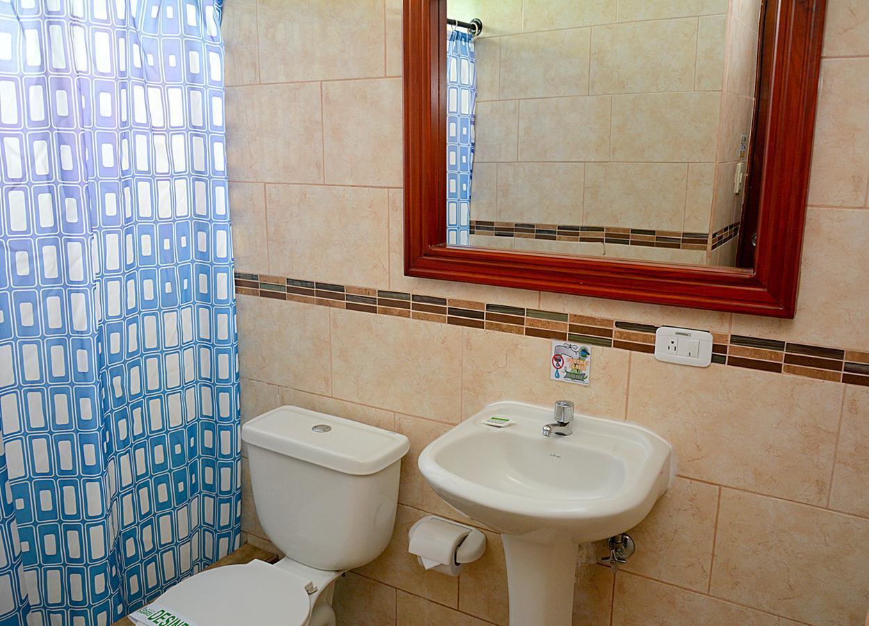 Hostal Terra 2 - El Condado Quito Eksteriør bilde